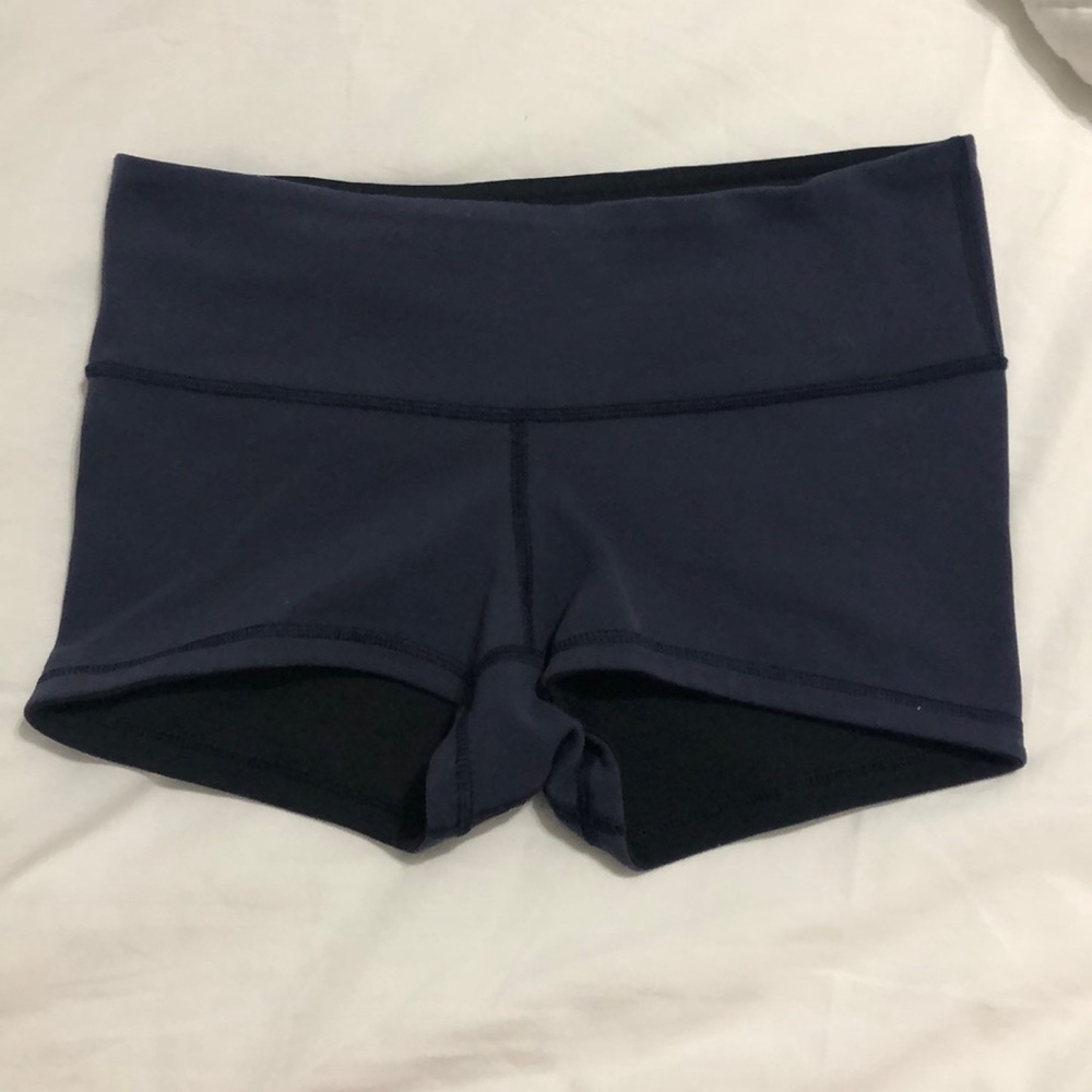 Lululemon reversible blue black boogie Shorts